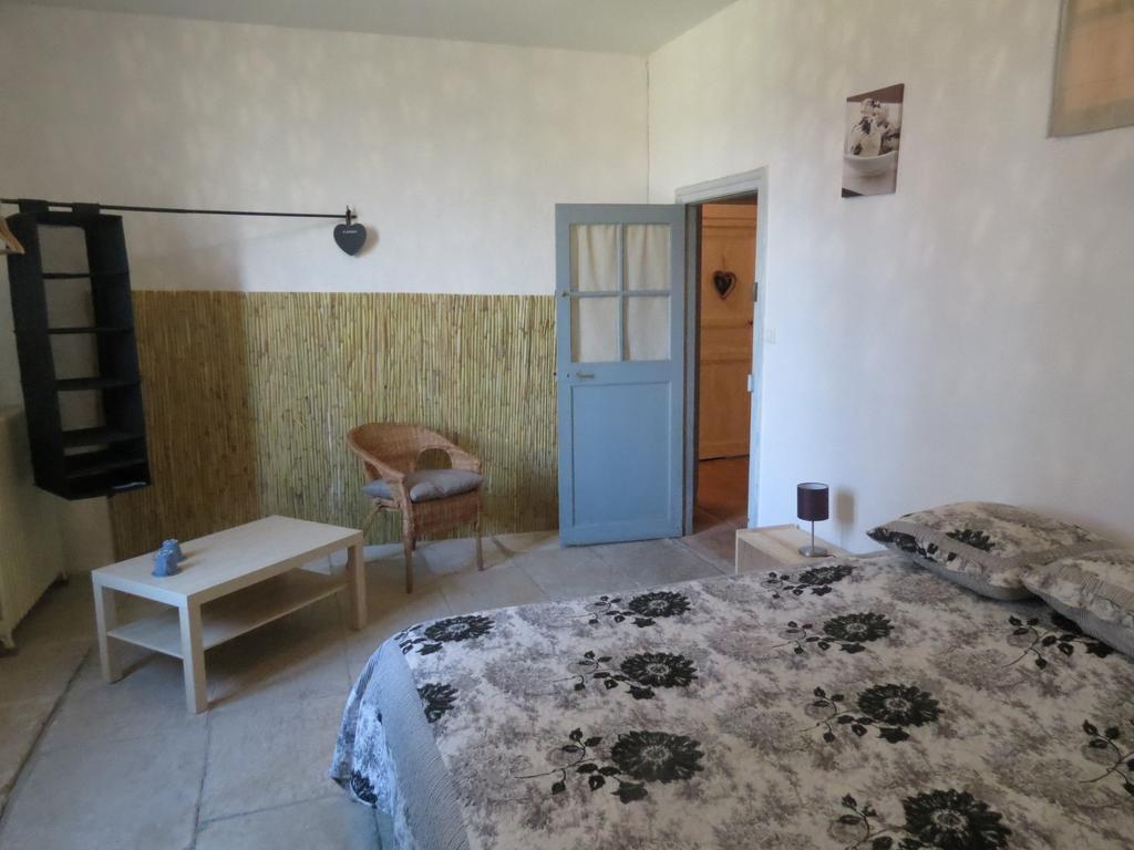 B&B Mas Les Lecques Beaucaire  Exteriér fotografie