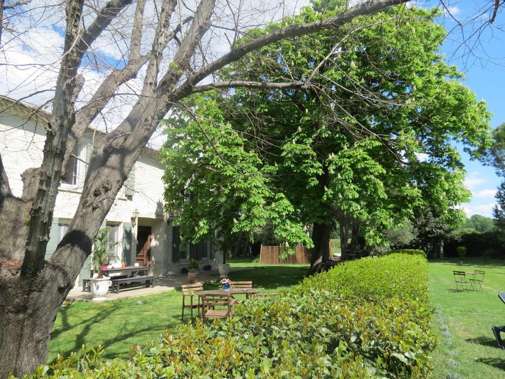 B&B Mas Les Lecques Beaucaire  Exteriér fotografie